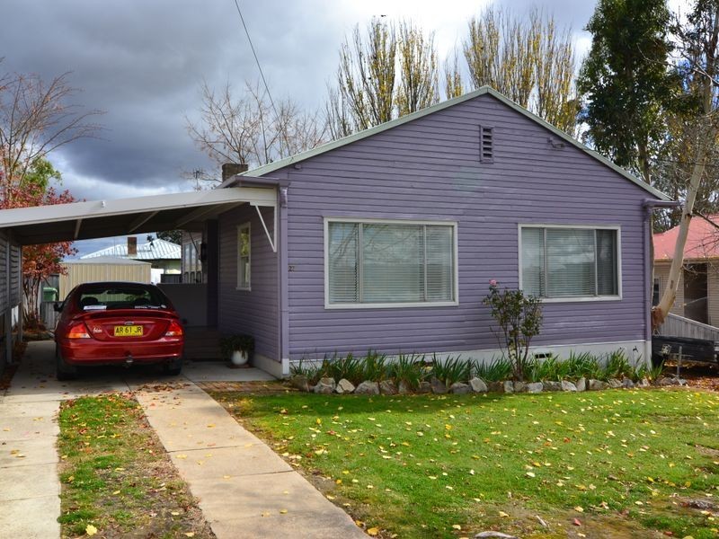 27 Hume Ave, Wallerawang NSW 2845