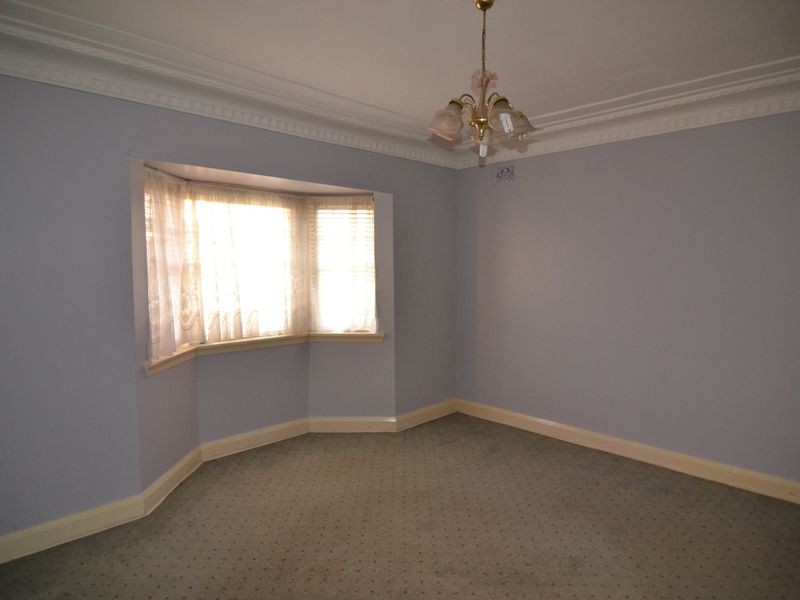 73 Calero Street, Lithgow NSW 2790