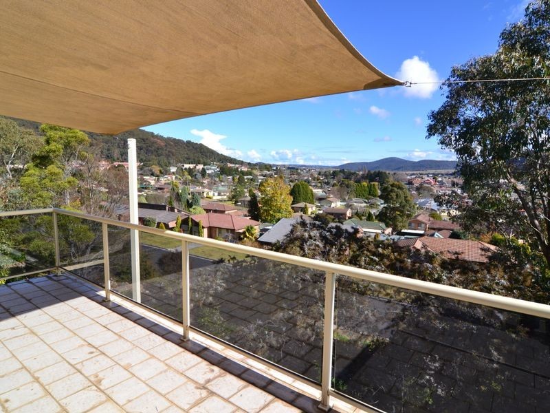 17 Blaxland Street, Lithgow NSW 2790
