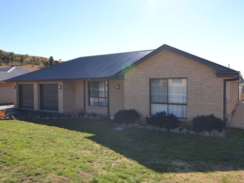 11 Stockade Close, South Bowenfels NSW 2790