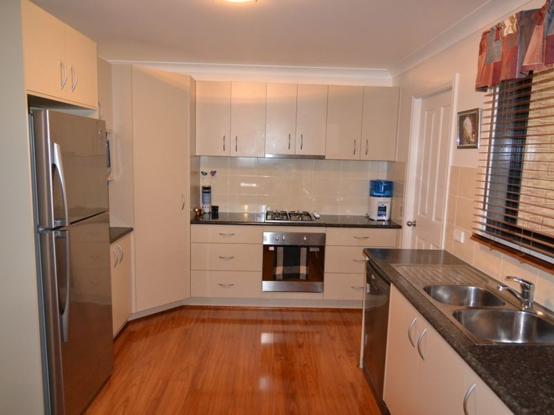11 Stockade Close, South Bowenfels NSW 2790