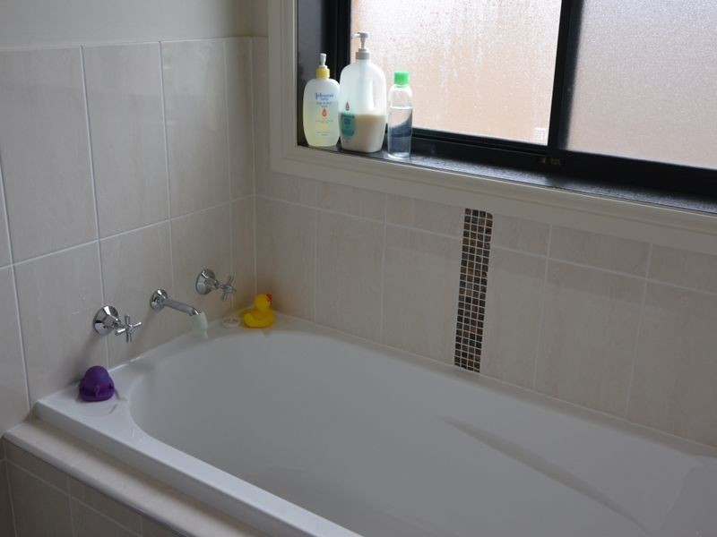 11 Stockade Close, South Bowenfels NSW 2790