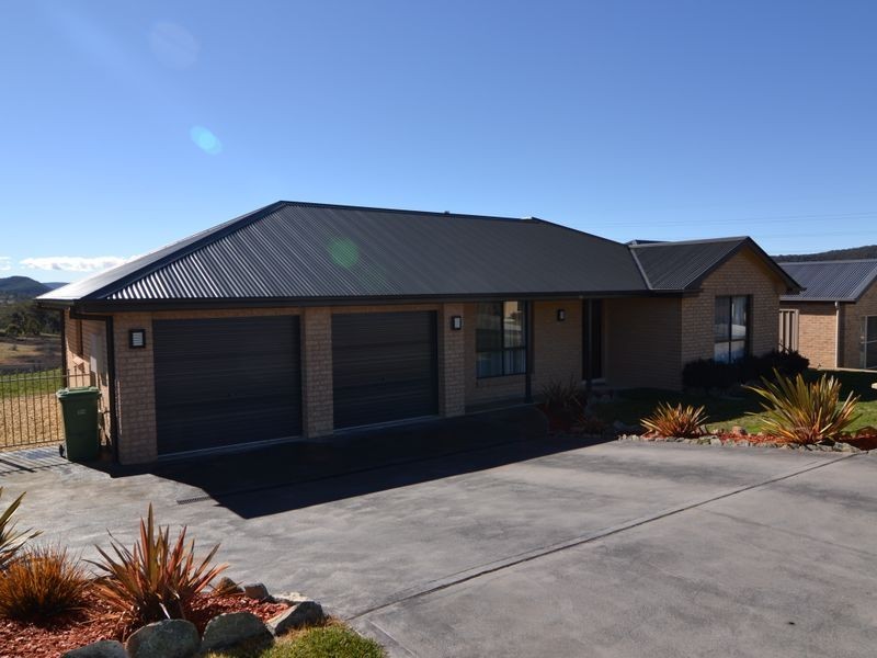 11 Stockade Close, South Bowenfels NSW 2790