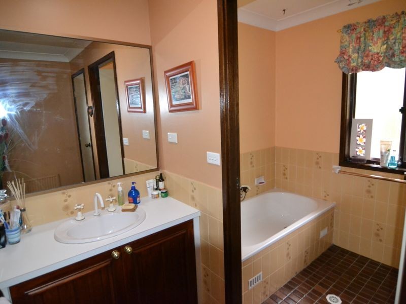 223 Kerma Crescent, Clarence NSW 2790