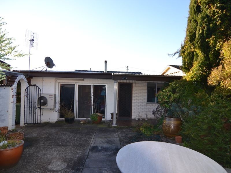 4 Lone Pine Avenue, Lithgow NSW 2790