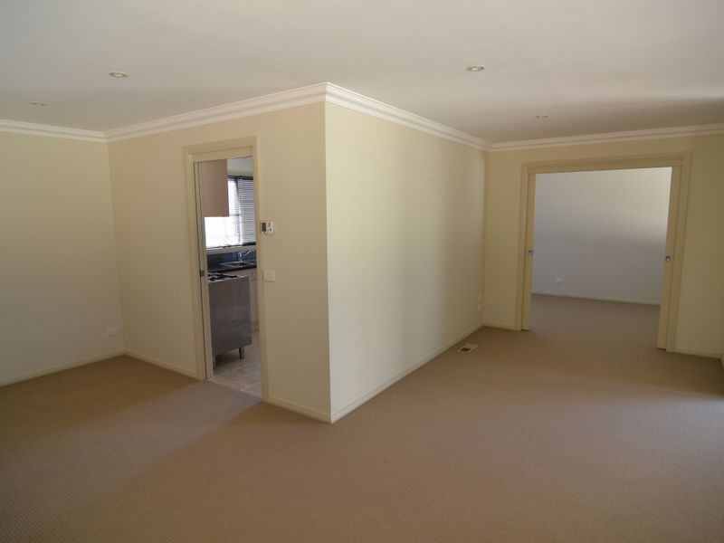 60 Musket Parade, Lithgow NSW 2790