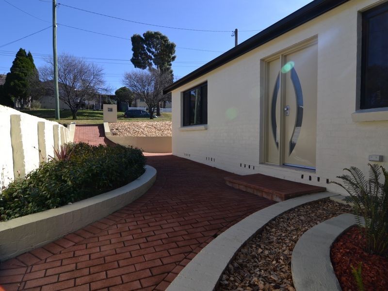 60 Musket Parade, Lithgow NSW 2790