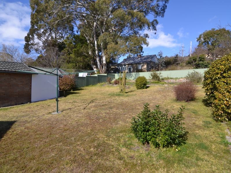 27 Wrights Road, Lithgow NSW 2790