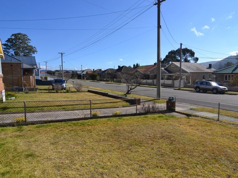 27 Wrights Road, Lithgow NSW 2790