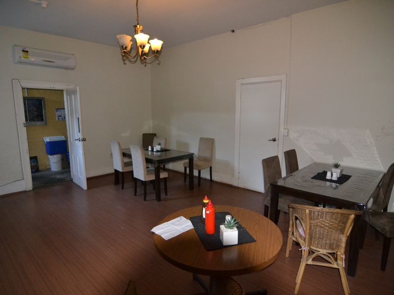 20-22 Castlereagh Highway (Royal Hotel), Cullen Bullen NSW 2790