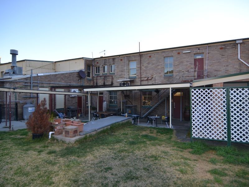 20-22 Castlereagh Highway (Royal Hotel), Cullen Bullen NSW 2790