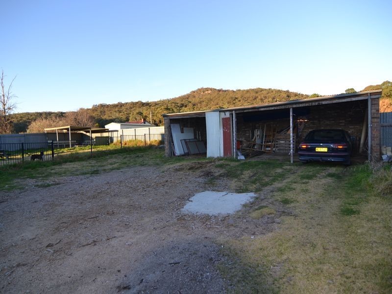 20-22 Castlereagh Highway (Royal Hotel), Cullen Bullen NSW 2790