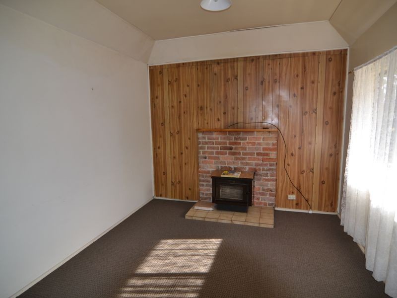 121 Williwa Street, Portland NSW 2847