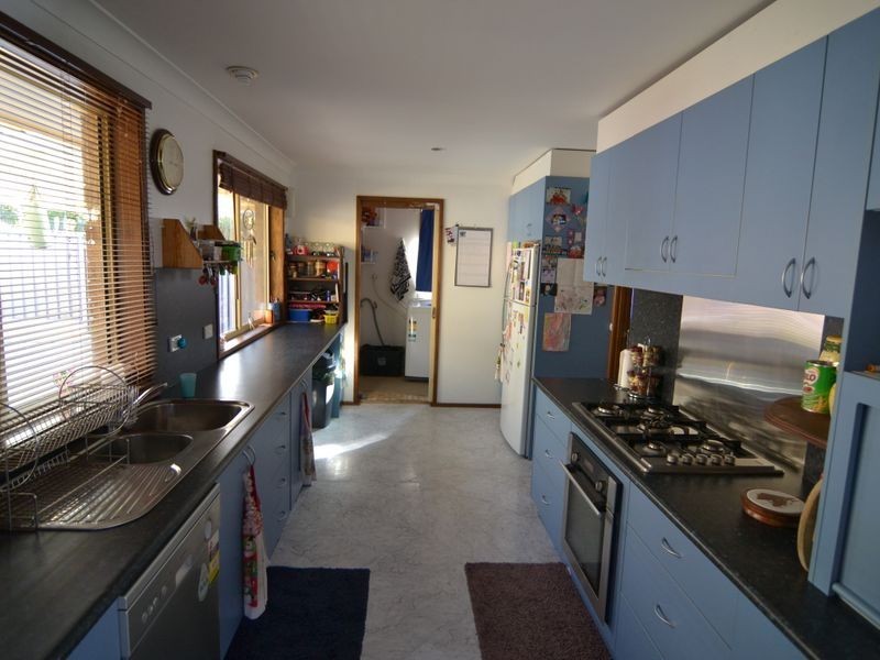 24 Main Street, Portland NSW 2847
