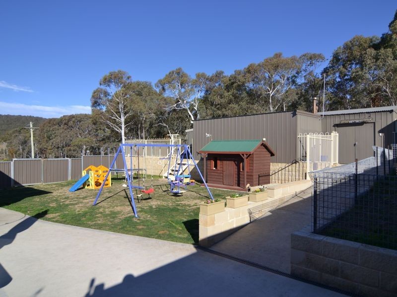 24 Main Street, Portland NSW 2847