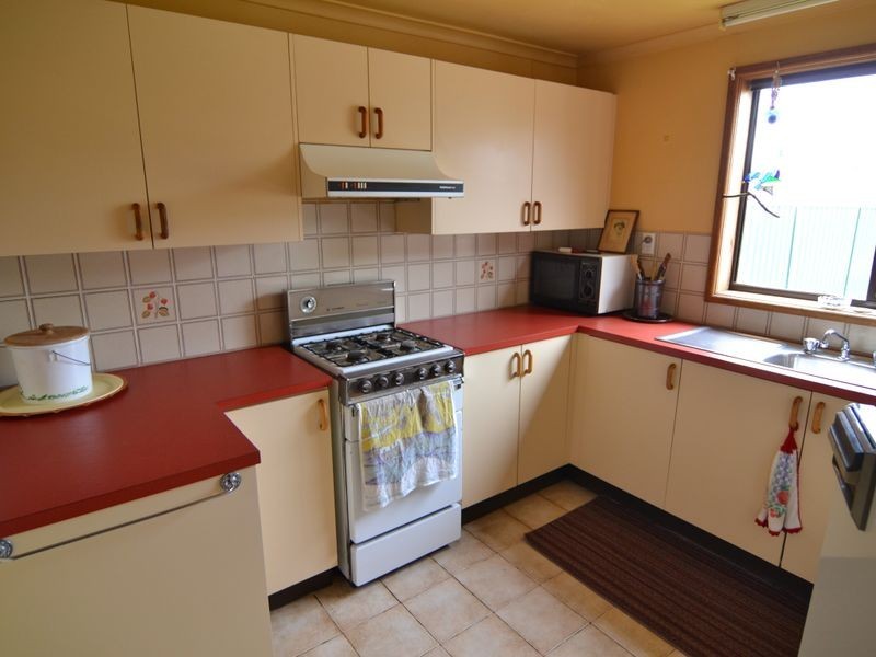 29 Calero Street, Lithgow NSW 2790