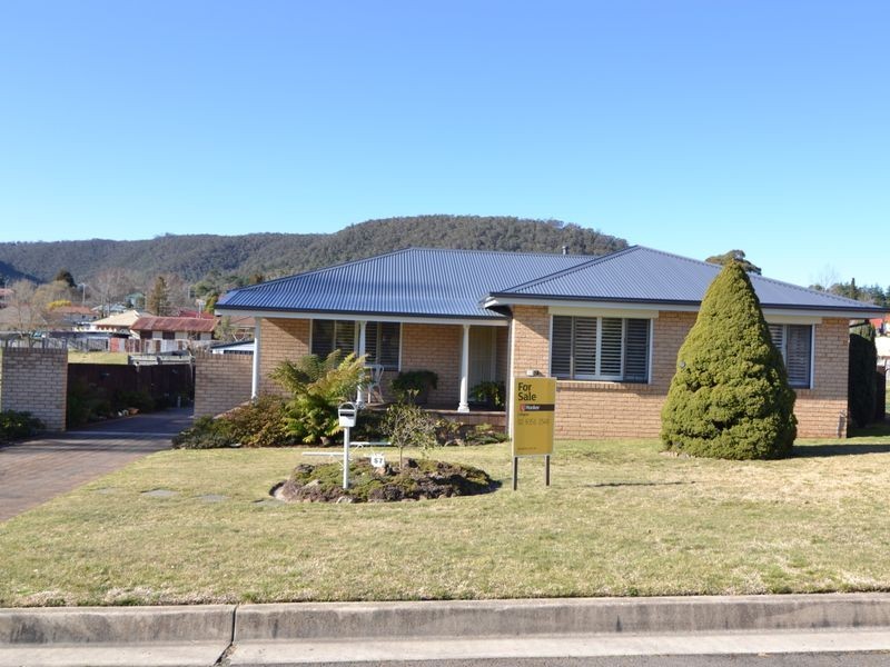 57 Tweed Road, Lithgow NSW 2790