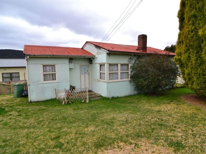 27 Inner Crescent, Lithgow NSW 2790