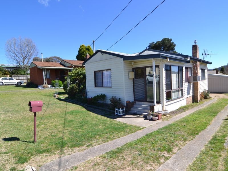 62 Outer Crescent, Lithgow NSW 2790