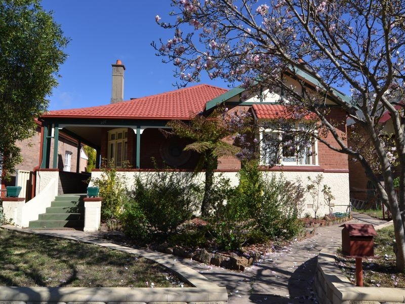 128 Hassans Walls Road, Lithgow NSW 2790