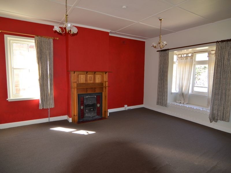 128 Hassans Walls Road, Lithgow NSW 2790