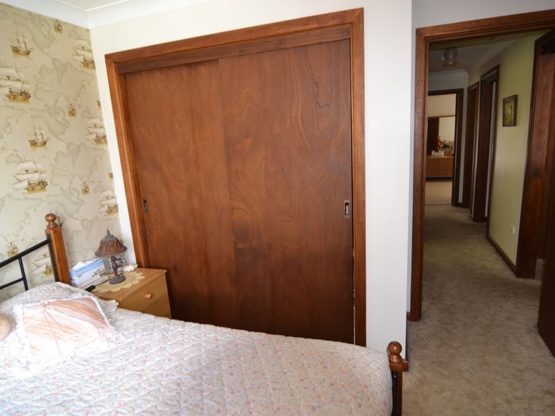 13 Eddy Street, Lithgow NSW 2790