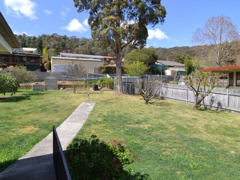 13 Eddy Street, Lithgow NSW 2790