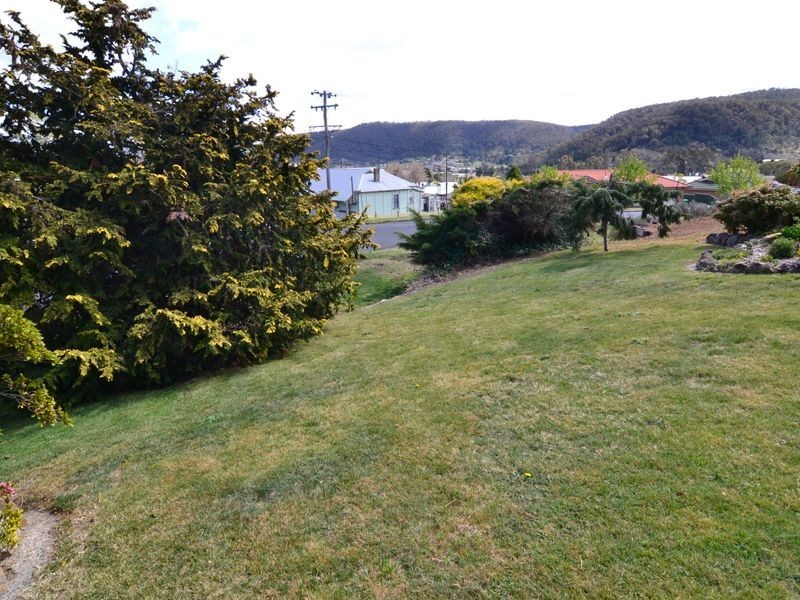 13 Eddy Street, Lithgow NSW 2790