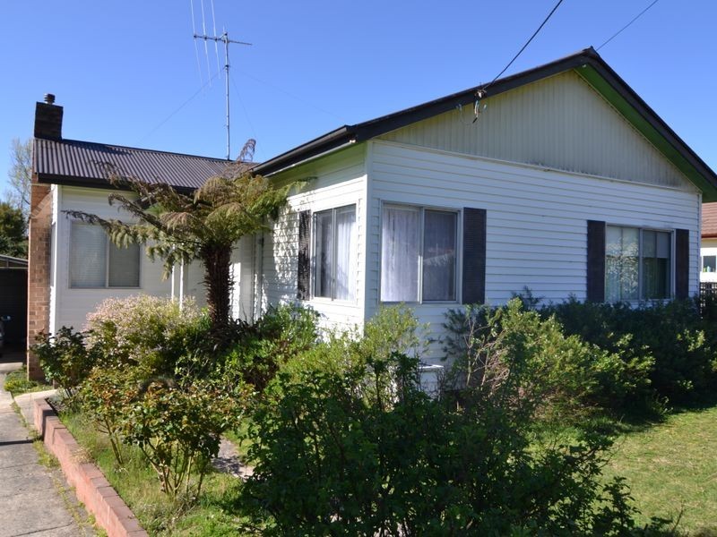 15 Tobruk Street, Lithgow NSW 2790
