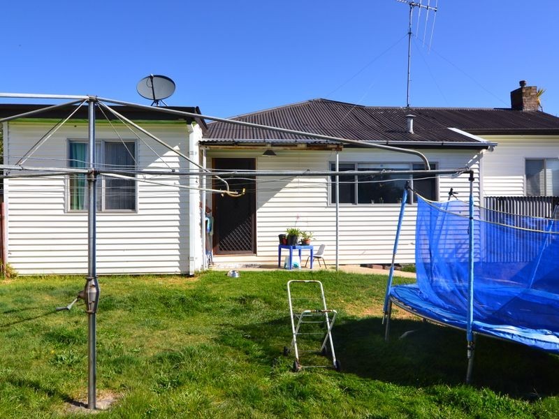 15 Tobruk Street, Lithgow NSW 2790