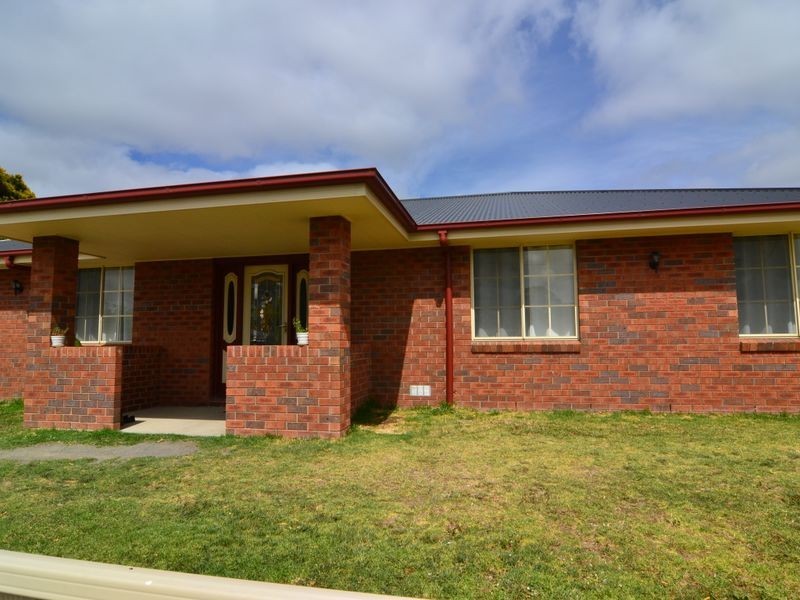 37 Park Street, Portland NSW 2847