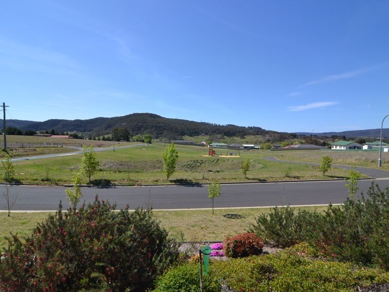 1 Henning Crescent, Wallerawang NSW 2845