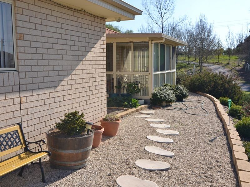 1 Henning Crescent, Wallerawang NSW 2845