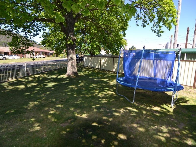 4 Fullagar Avenue, Lithgow NSW 2790