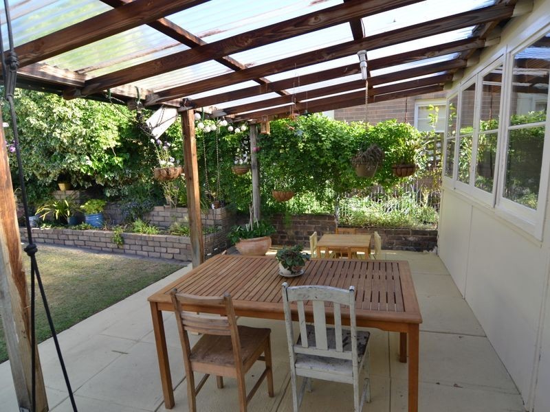 67 Inch Street, Lithgow NSW 2790