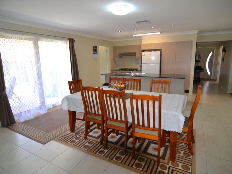 9 Surveyors Way, South Bowenfels NSW 2790