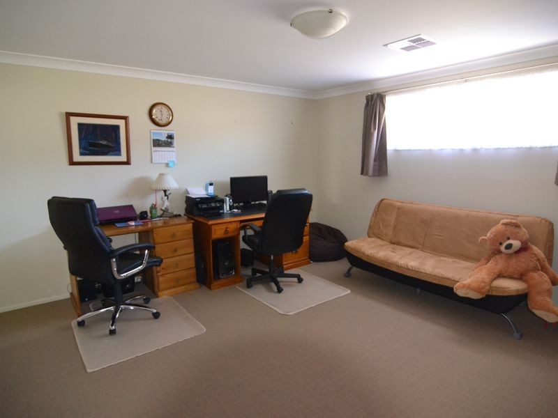 9 Surveyors Way, South Bowenfels NSW 2790