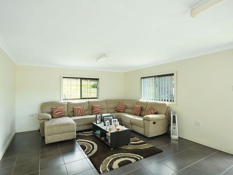 18 Hughes Lane, Marrangaroo NSW 2790