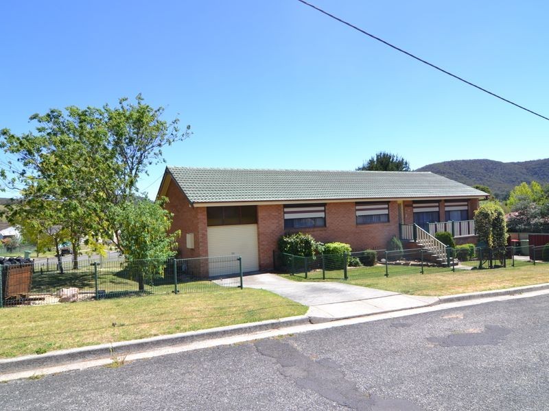 2a Page Street, Lithgow NSW 2790