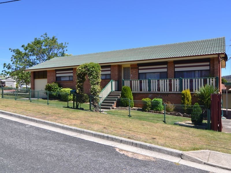 2a Page Street, Lithgow NSW 2790