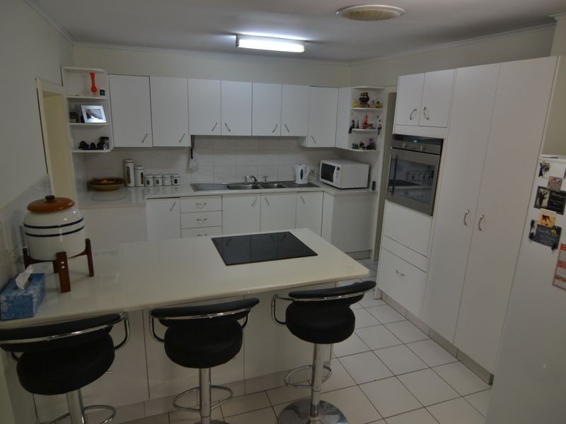 18 Hughes Lane, Marrangaroo NSW 2790