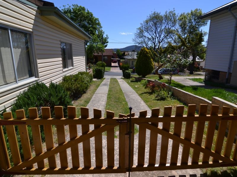 16 Vickers Street, Lithgow NSW 2790