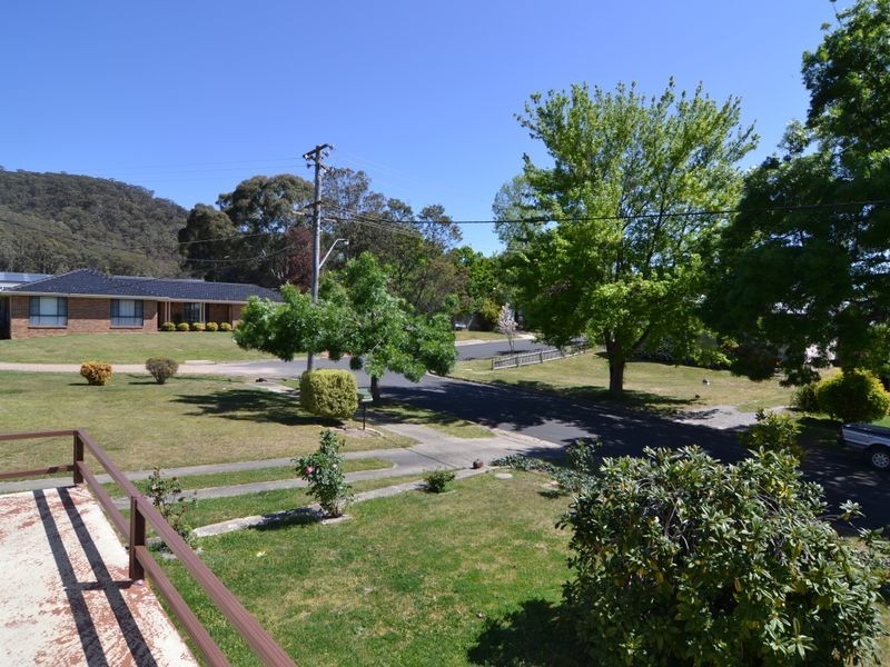 16 Vickers Street, Lithgow NSW 2790