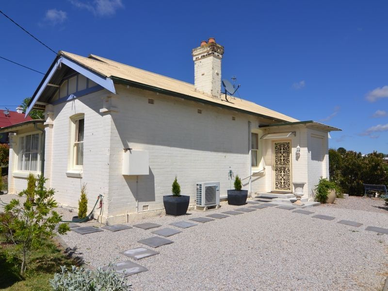 20 Saville Street, Portland NSW 2847