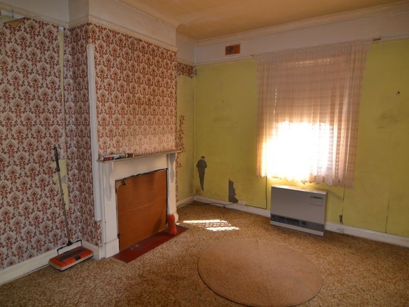 10 Laidley Street, Lithgow NSW 2790