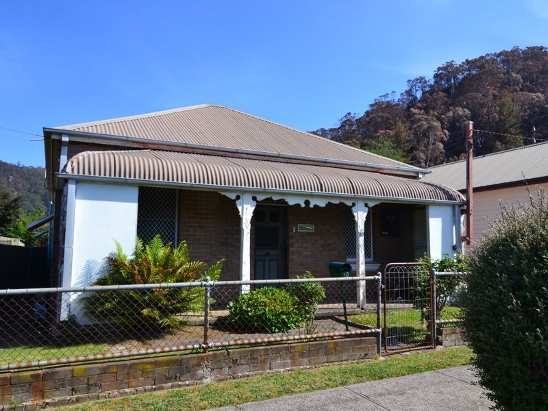 10 Laidley Street, Lithgow NSW 2790