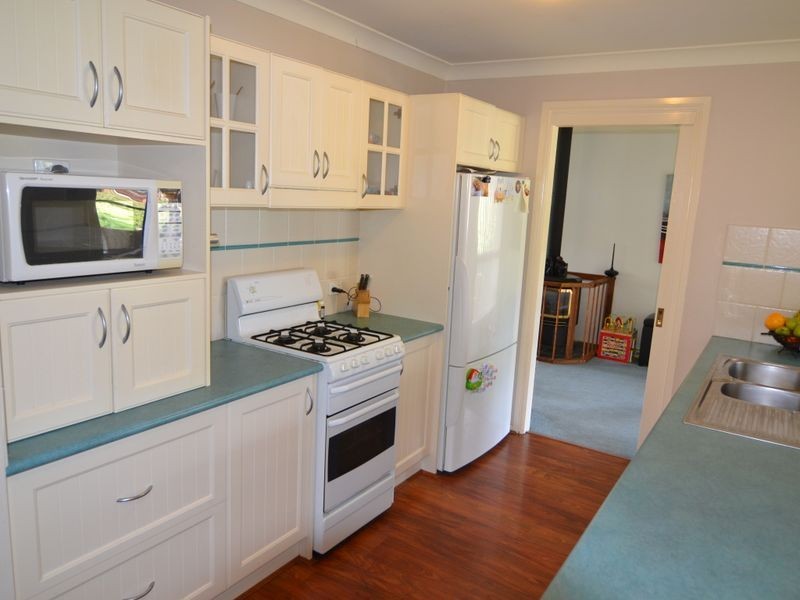 95 Inch Street, Lithgow NSW 2790