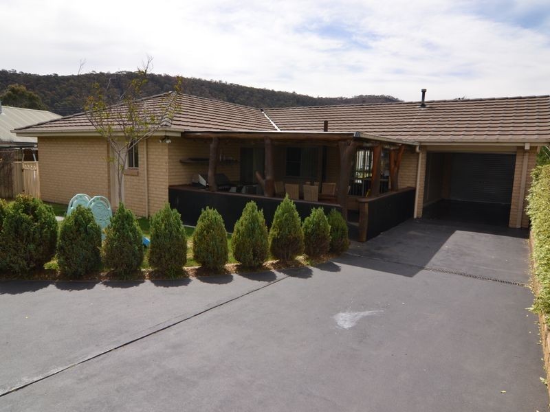 95 Inch Street, Lithgow NSW 2790