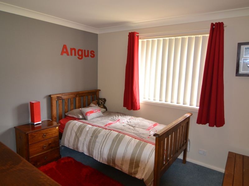 95 Inch Street, Lithgow NSW 2790