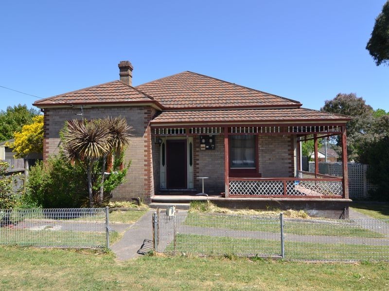 4 Sandford Avenue, Lithgow NSW 2790